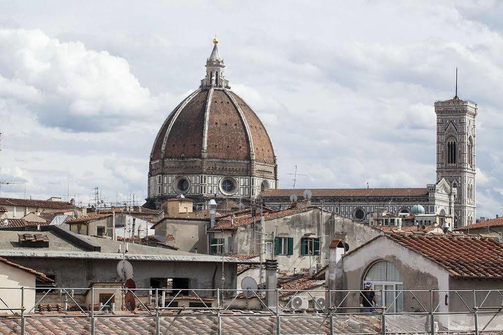 Locanda Dei Guelfi Florence Exterior photo